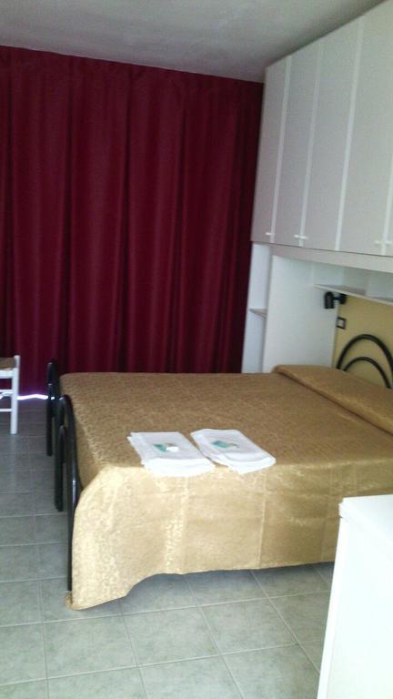 Residence Nettuno Campomarino  Rom bilde